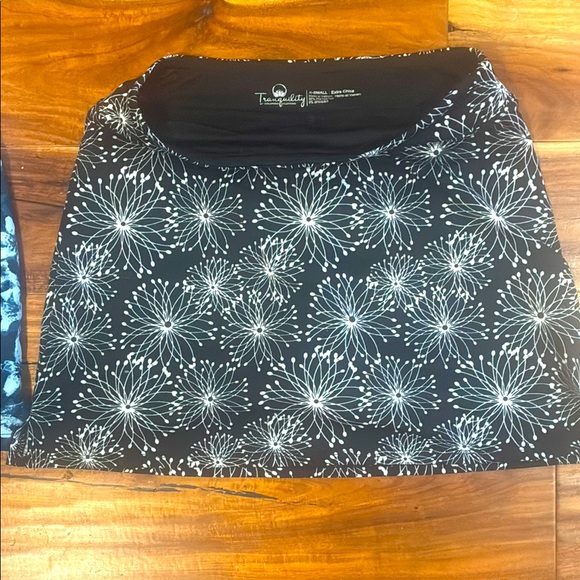 2 Tranquility by Colorado Clothing✨ - Picture 3 of 8